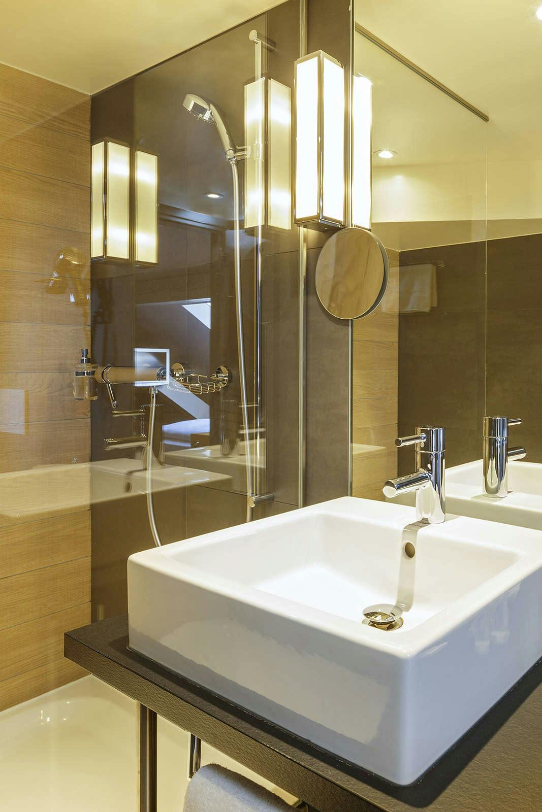 Hotel Swiss Wine Hotel by Fassbind photo 5