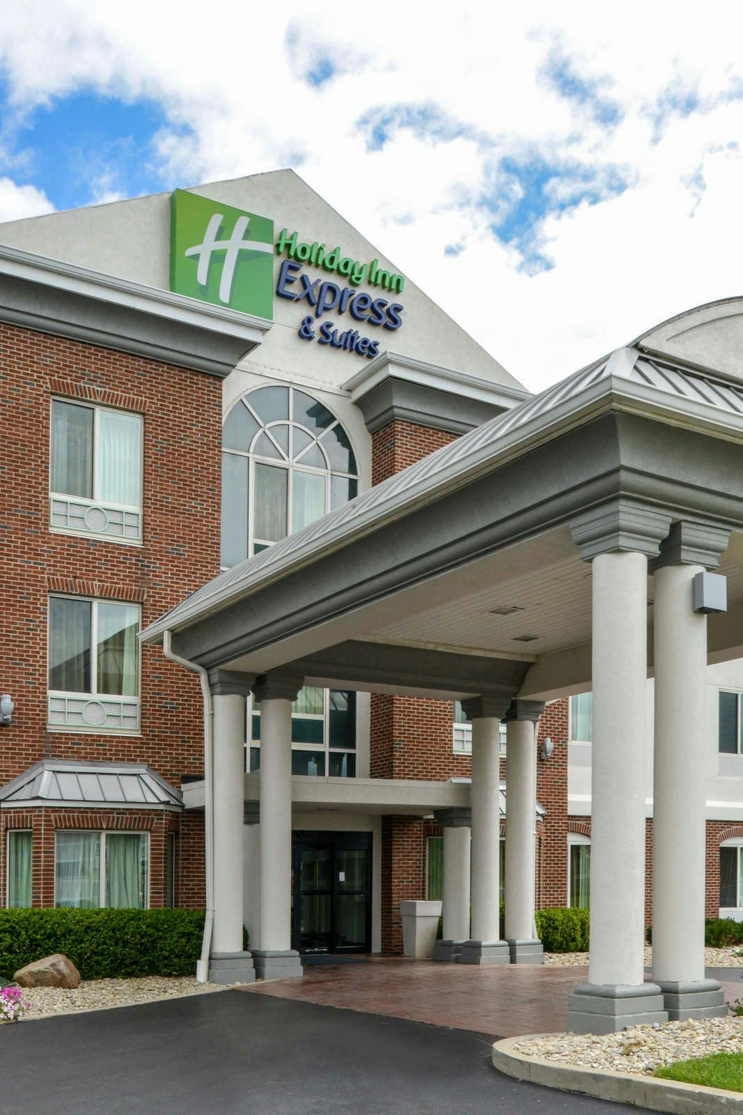 Hotel Holiday Inn Express Hotel & Suites Blue Ash photo 1