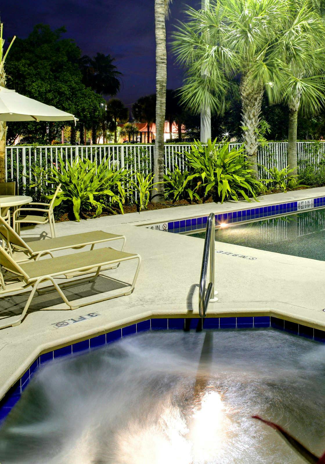 Hotel Fairfield Inn and Suites by Marriott Jupiter photo 3