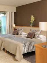 Hotel The Originals Boutique,Hotel Les Strelitzias, Antibes Ouest photo 1