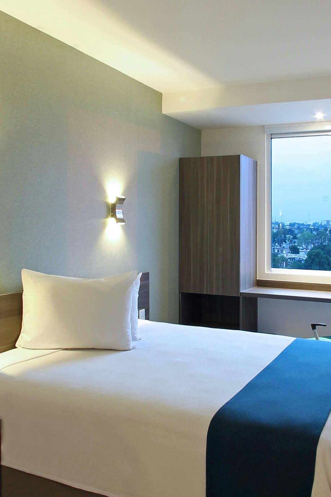 Hotel One Cuautitlán photo 1