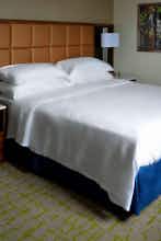 Hotel DoubleTree by Hilton Huntington photo 2