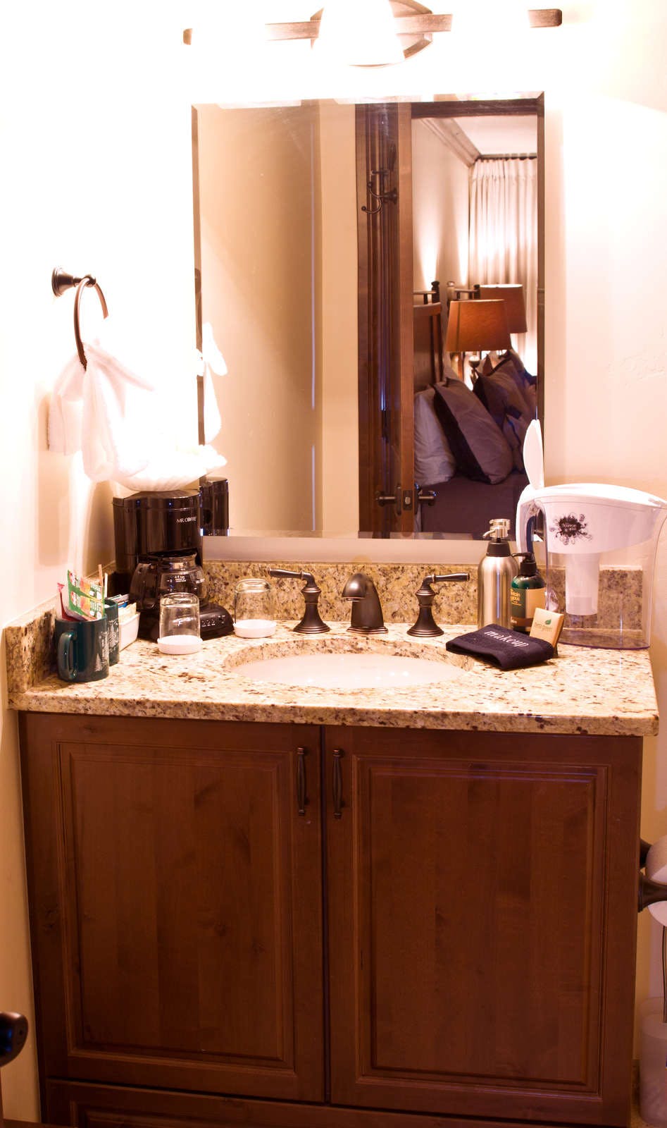 Hotel Vail's Mountain Haus photo 5