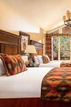 Hotel Rustic Inn Creekside Resort & Spa photo 2