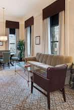 Hotel The Pfister Hotel - Parlor Room w/ Sleeper Sofa photo 2