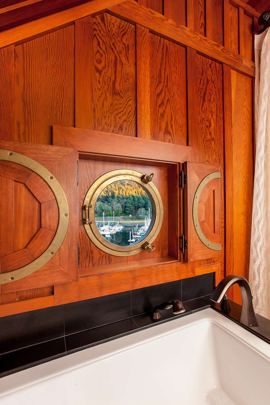 Hotel Noyo Harbor Inn Restaurant and Tavern photo 5