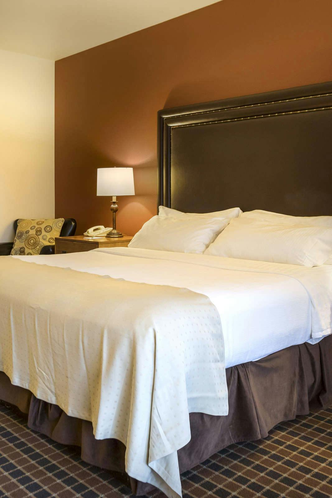 Hotel Running Y Resort photo 1