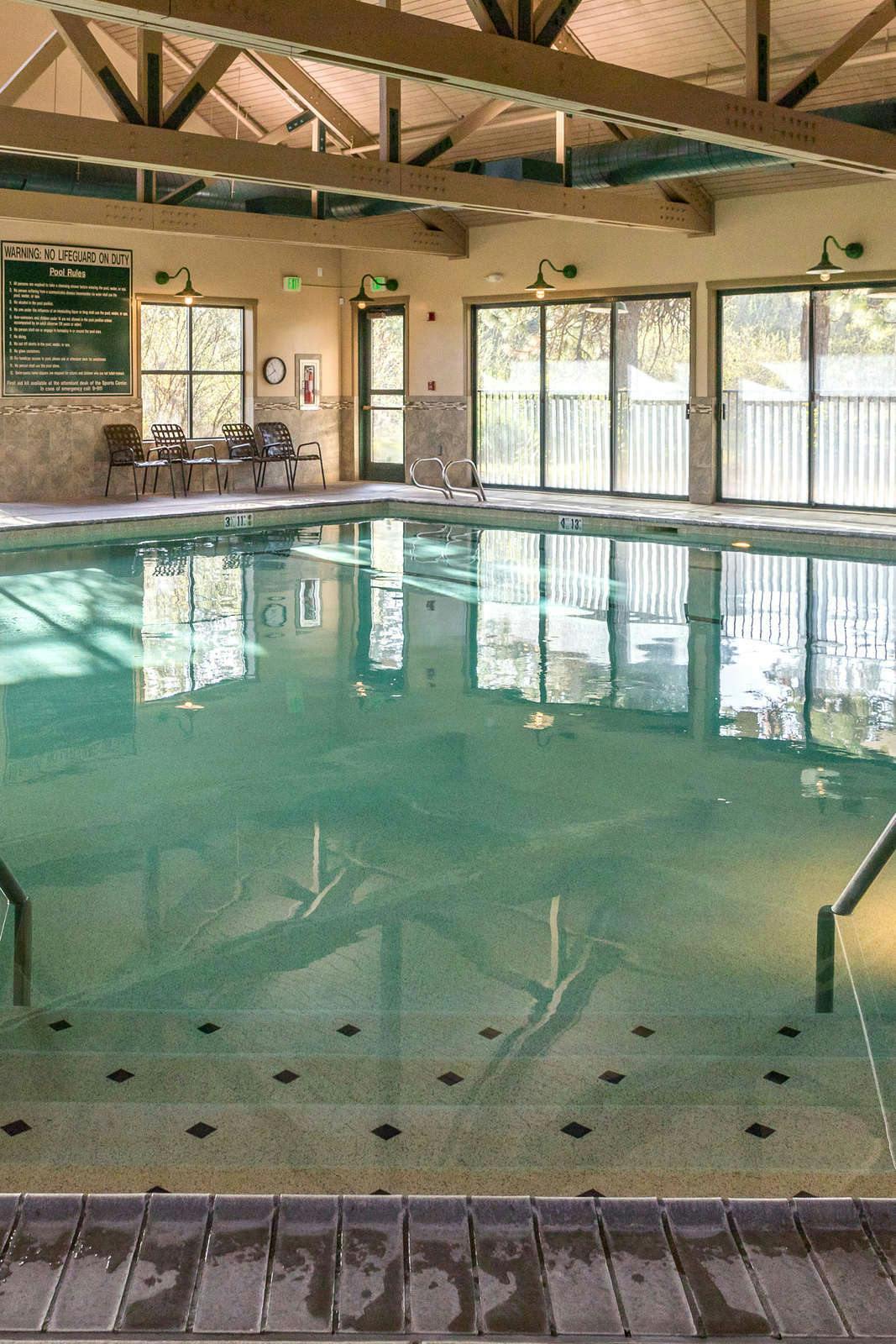 Hotel Running Y Resort photo 4