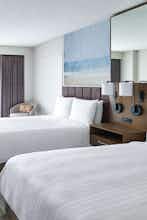 Hotel Warner Center Marriott Woodland Hills photo 2