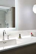 Hotel Warner Center Marriott Woodland Hills photo 3