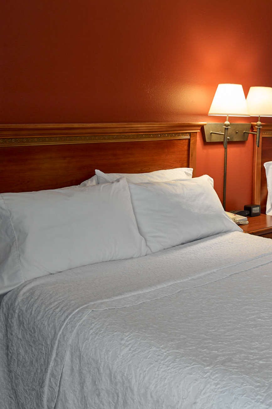 Hotel Hampton Inn Portland Airport photo 2