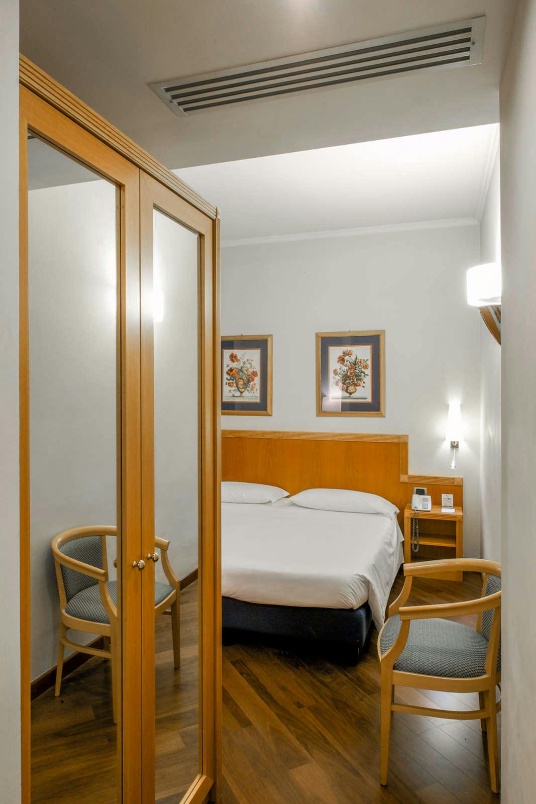 Hotel Grand Hotel Mediterraneo photo 4