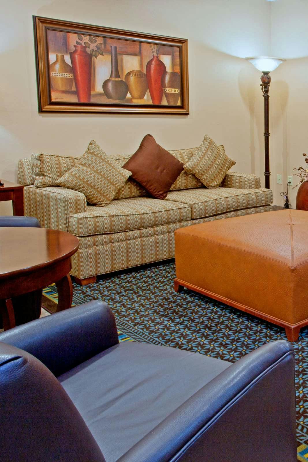 Hotel Candlewood Suites Beltway 8 photo 2