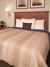 Hotel Candlewood Suites Bellevue photo 1
