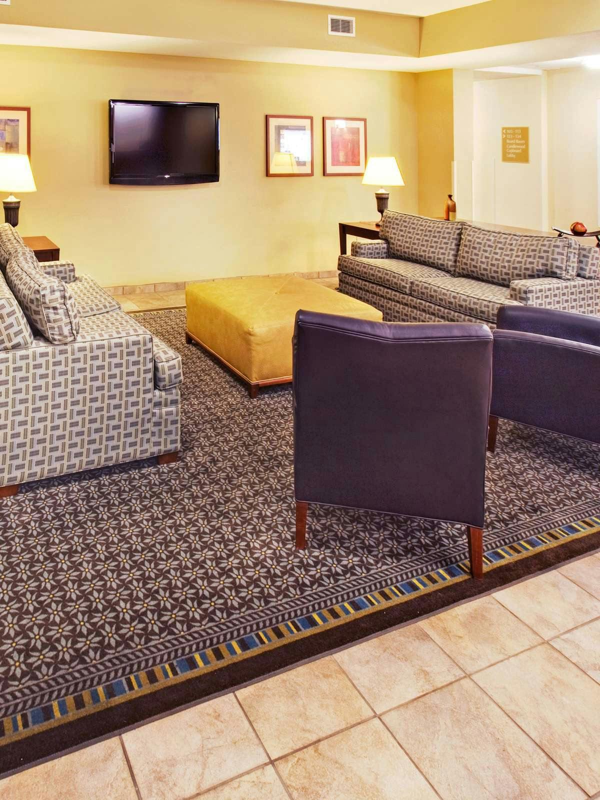 Hotel Candlewood Suites Bellevue photo 3