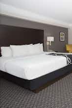 Hotel La Quinta Inn & Suites Mesa Superstition Springs photo 1