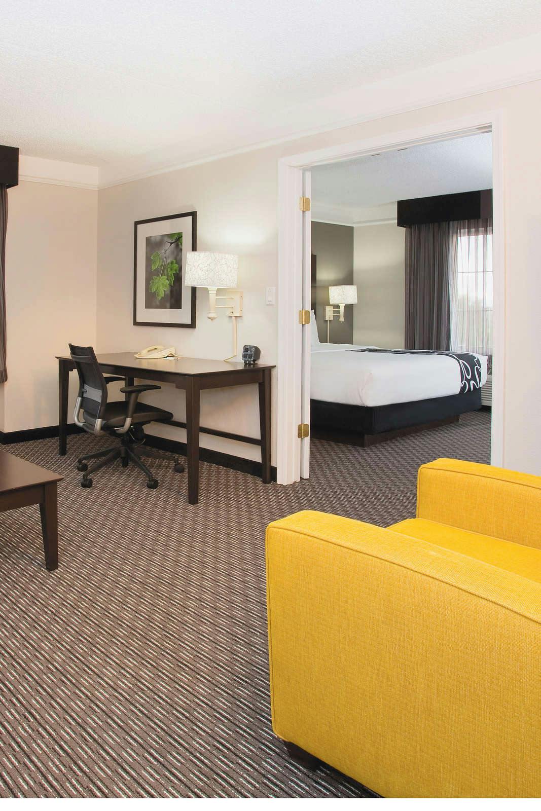 Hotel La Quinta Inn & Suites Mesa Superstition Springs photo 5