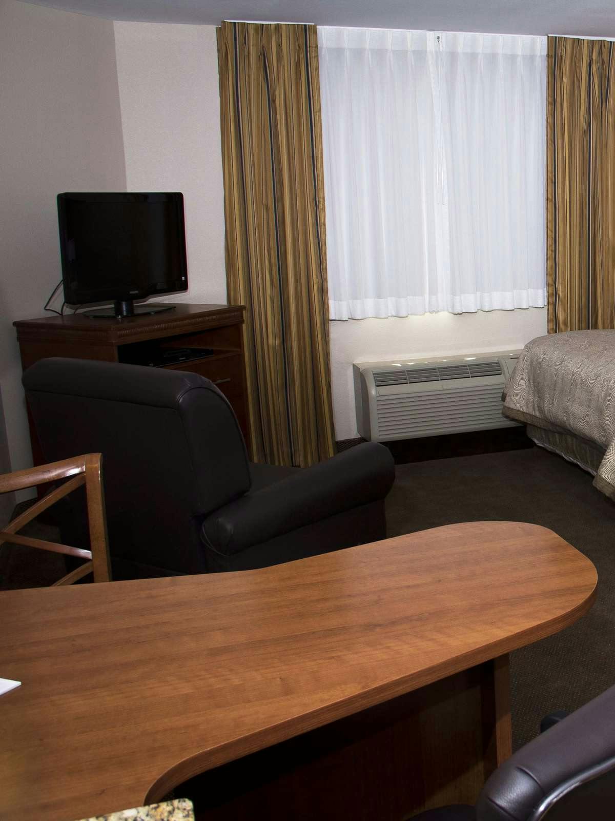 Hotel Candlewood Suites El Paso photo 3