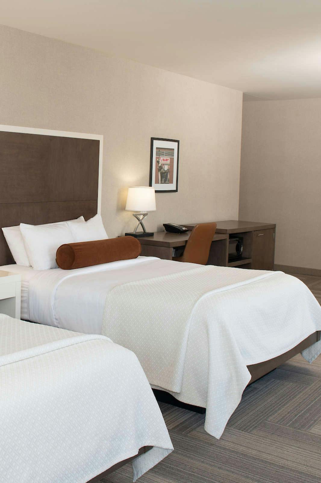 Hotel Cambria Hotel & Suites Rockville photo 3