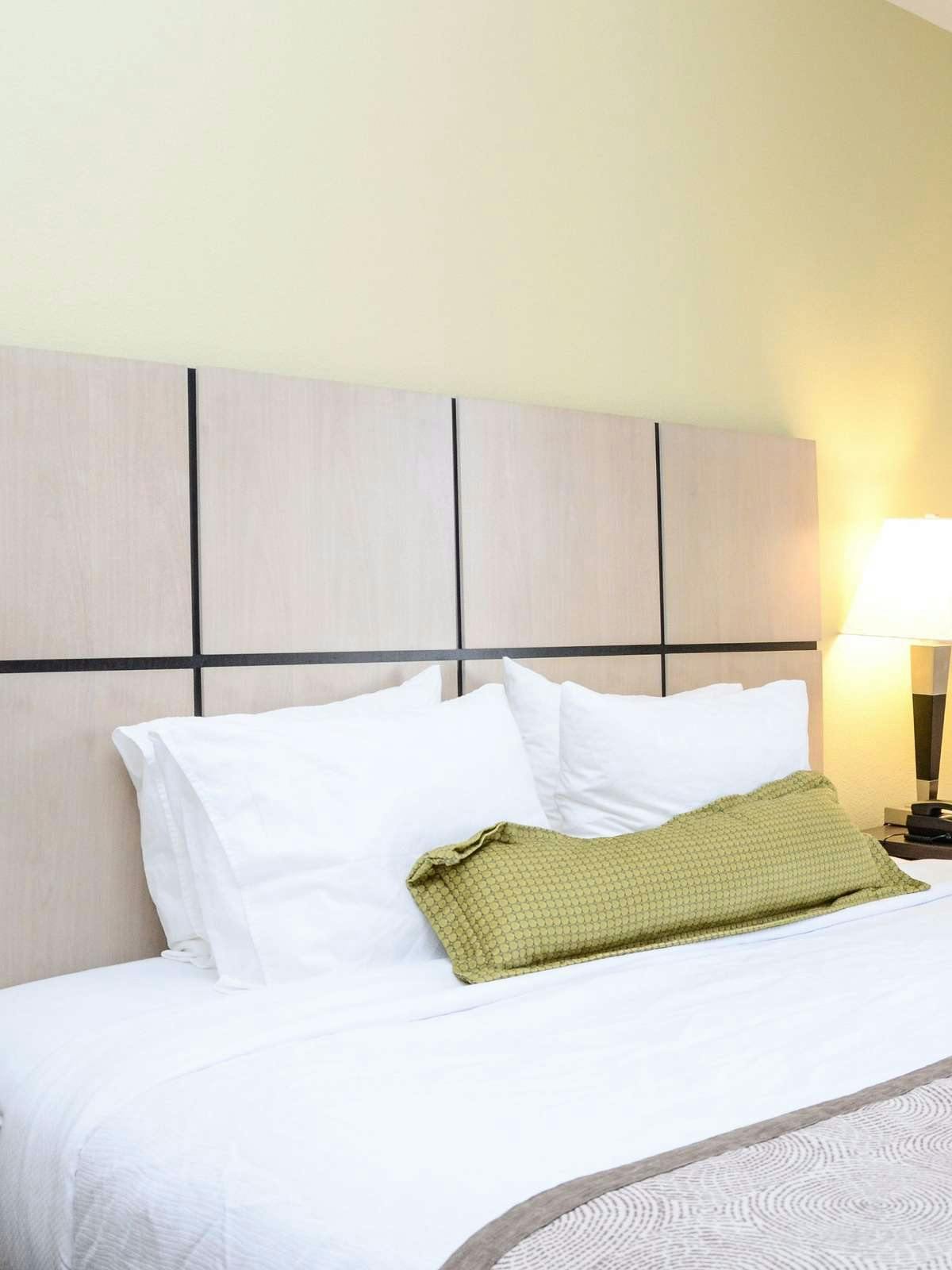 Hotel Candlewood Suites Greeley photo 1