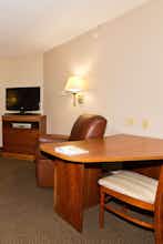 Hotel Candlewood Suites Harrisonburg photo 2