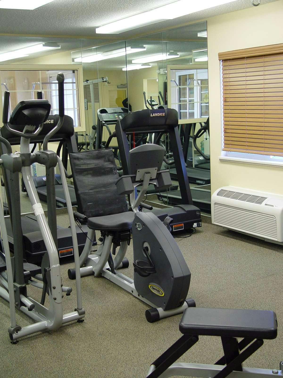 Hotel Candlewood Suites Harrisonburg photo 5