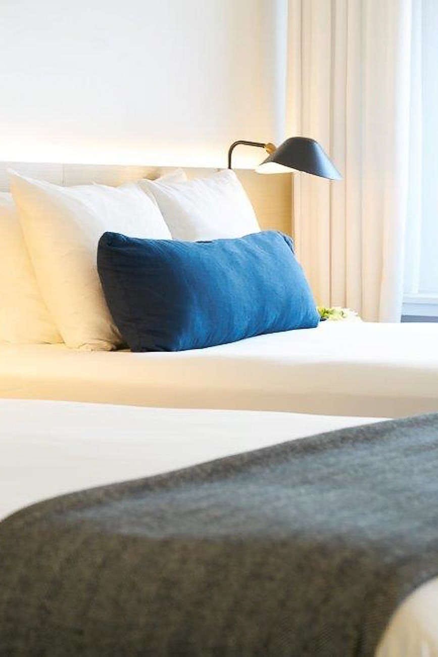 Hotel Chicago Hotel Collection Ambassador Gold Coast photo 4