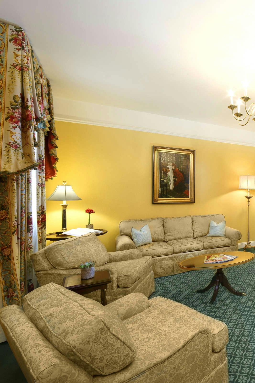 Hotel The Hermitage Hotel - Executive Suite photo 3