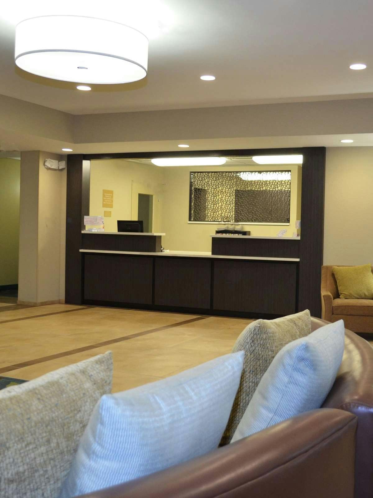 Hotel Candlewood Suites Greenville photo 5