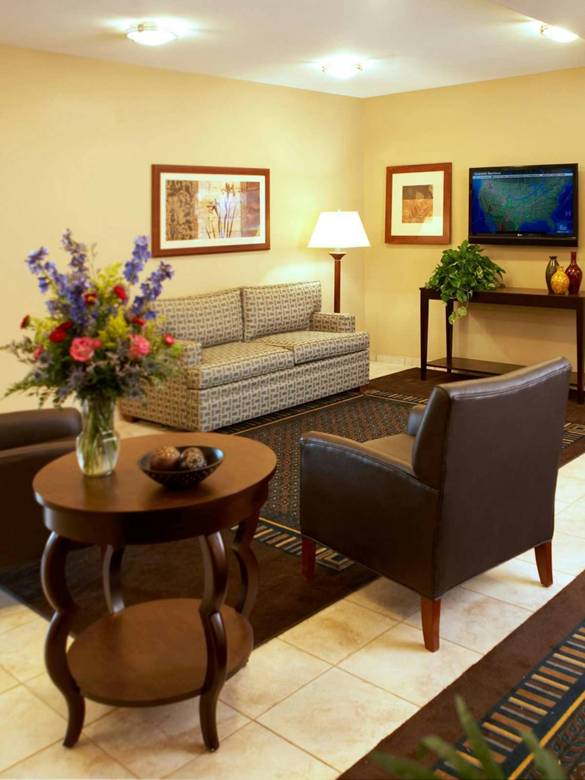 Hotel Candlewood Suites Greenville NC photo 4