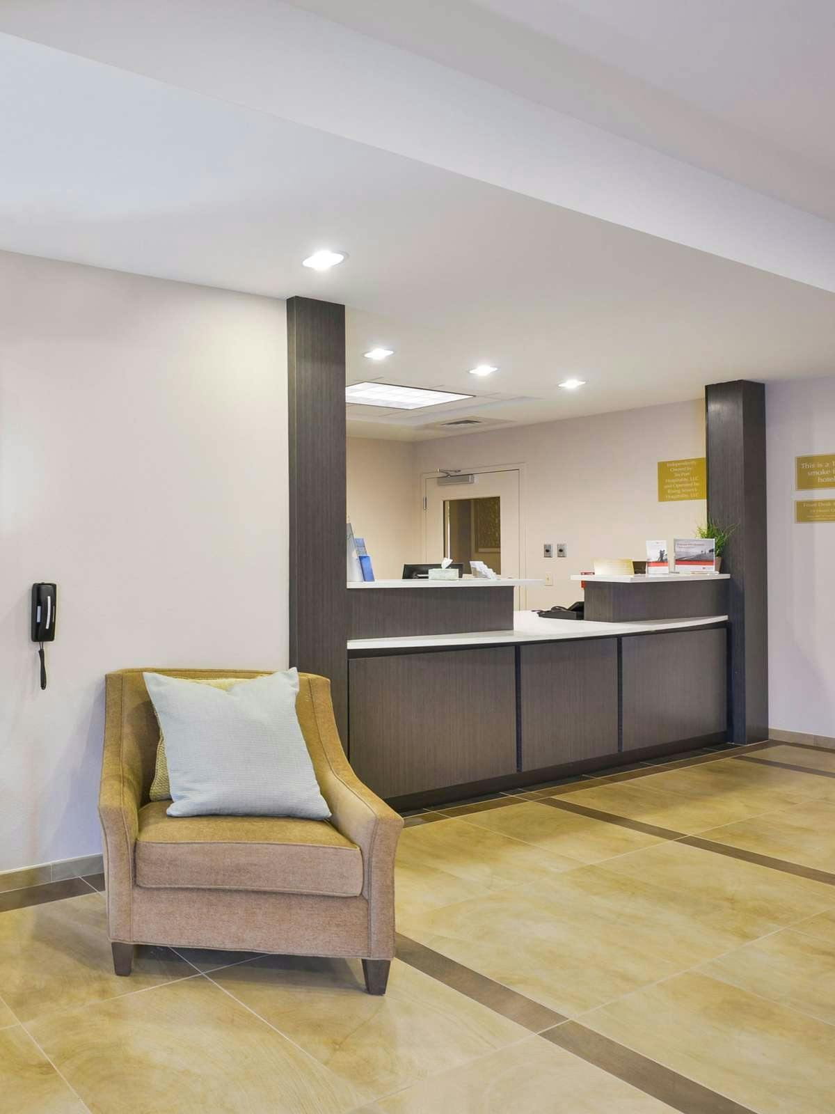 Hotel Candlewood Suites Harrisburg Hershey photo 5