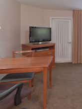 Hotel Candlewood Suites Idaho Falls photo 2