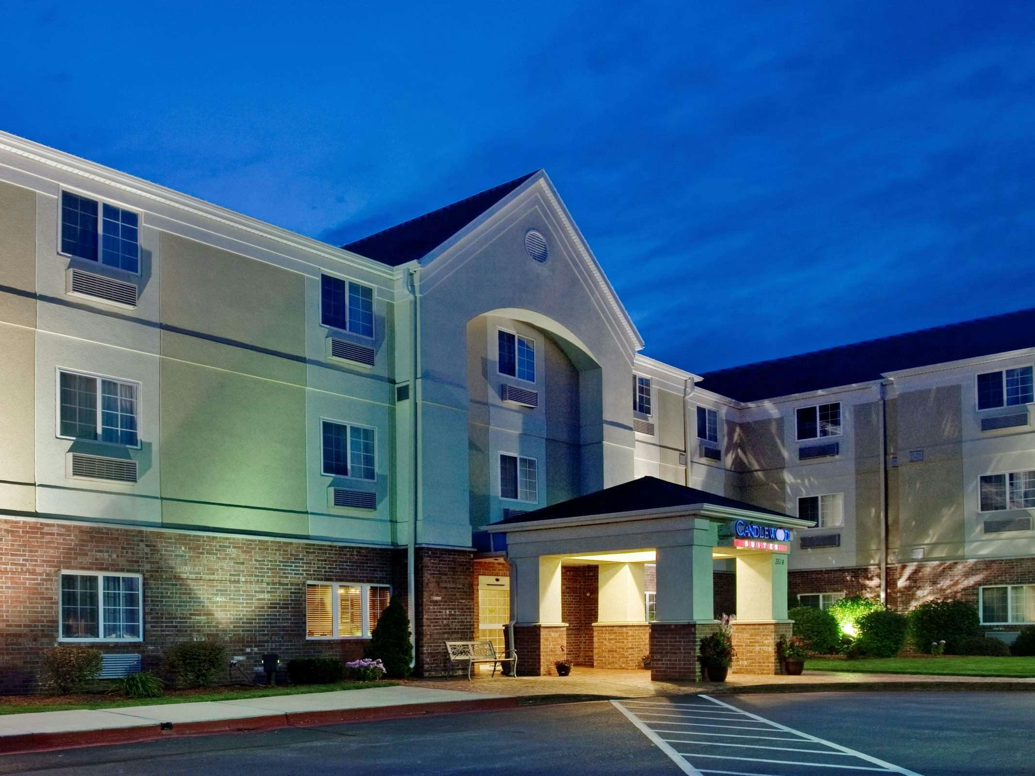 Candlewood Suites Jefferson City