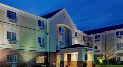 Candlewood Suites Jefferson City