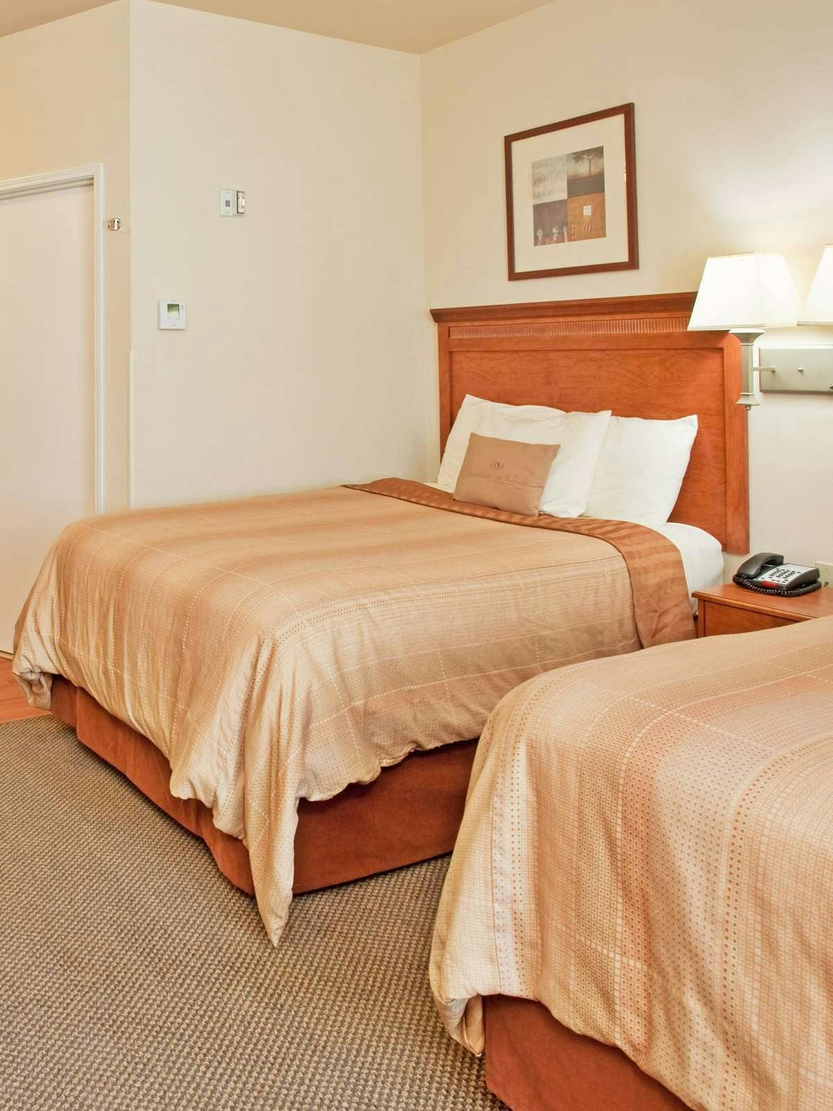 Hotel Candlewood Suites Joplin photo 1