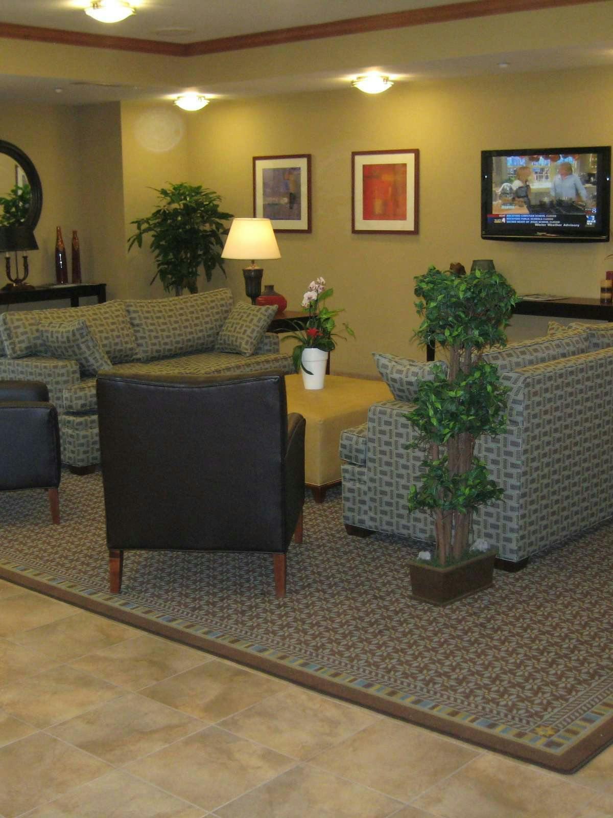 Hotel Candlewood Suites Kalamazoo photo 3