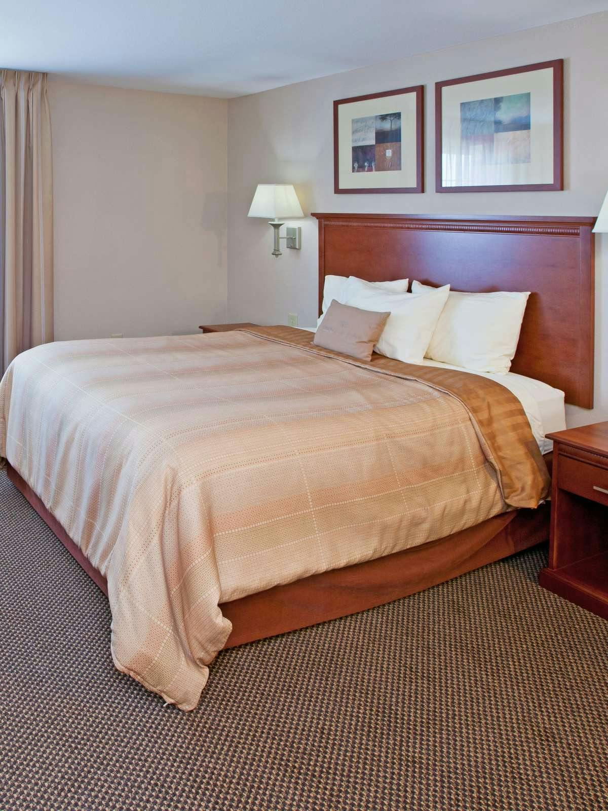 Hotel Candlewood Suites Lafayette photo 1