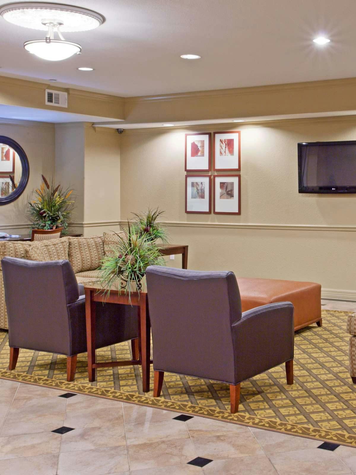 Hotel Candlewood Suites La Porte photo 3