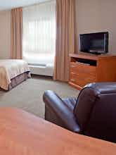 Hotel Candlewood Suites League City photo 2