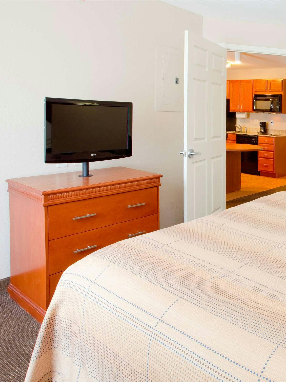 Hotel Candlewood Suites Rocky Mount photo 2