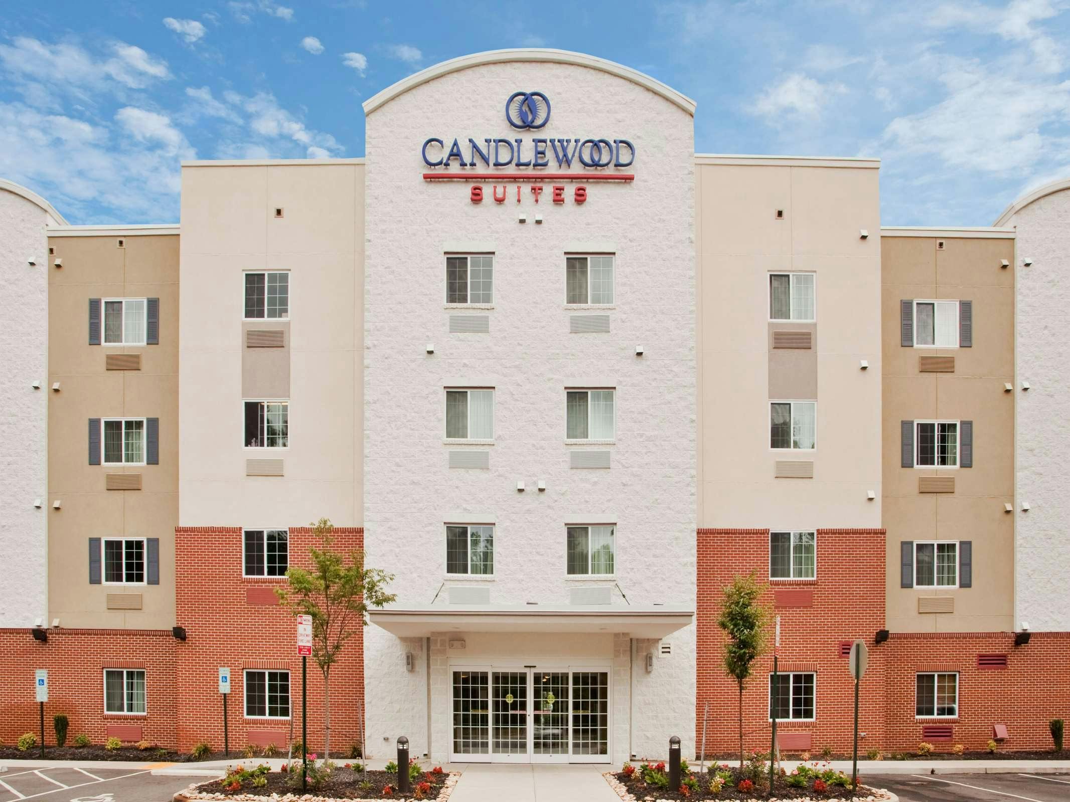 Candlewood Suites Richmond Airport