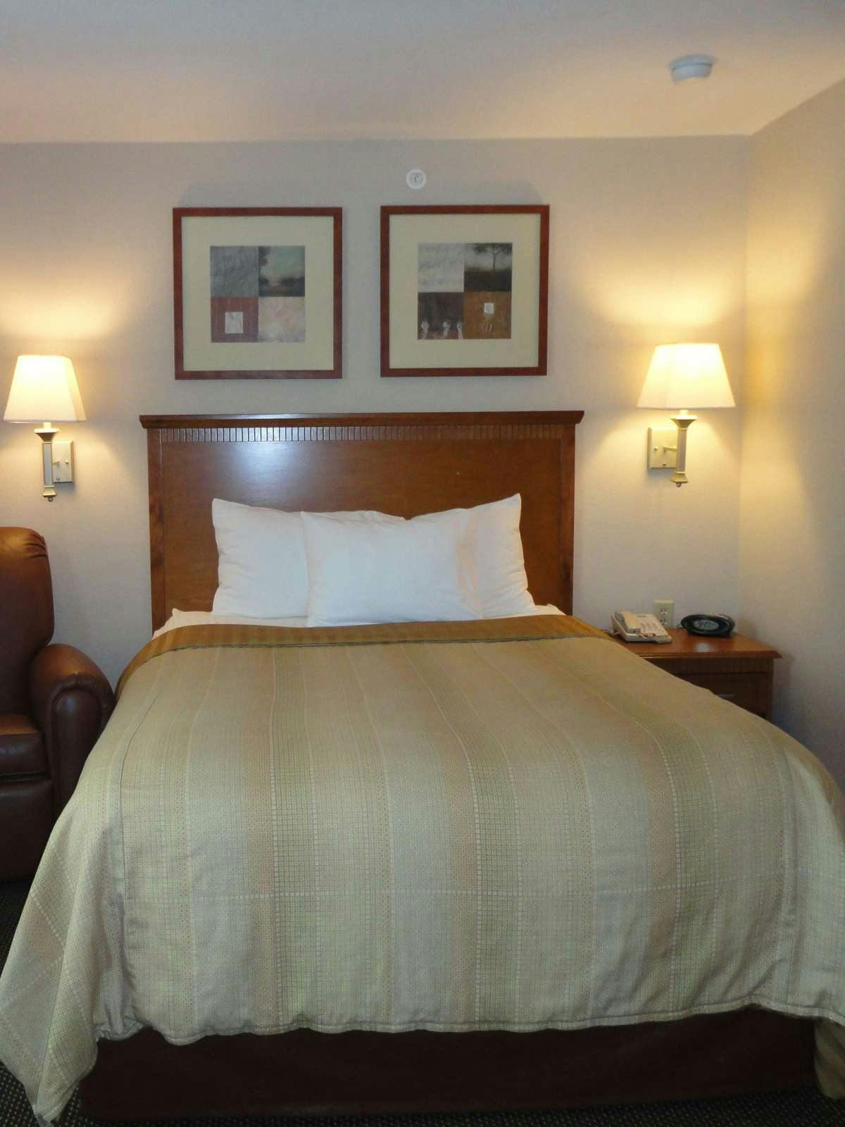 Hotel Candlewood Suites San Antonio NW photo 1