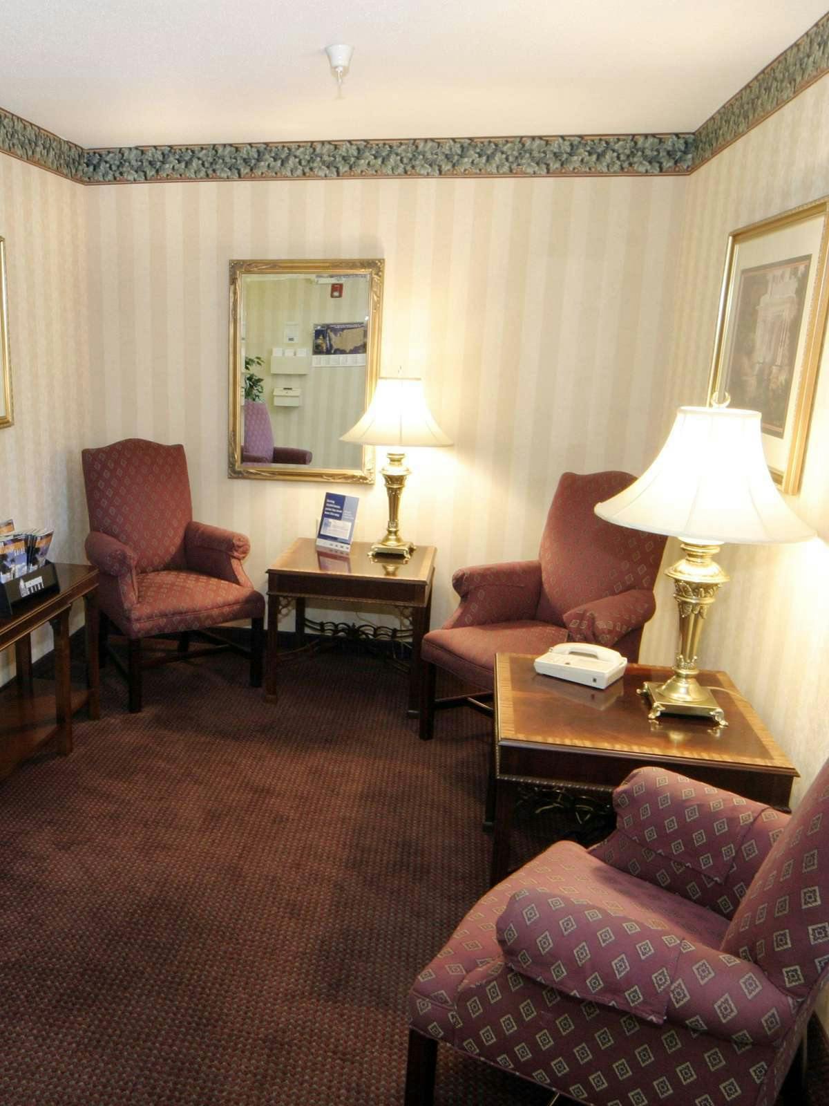 Hotel Candlewood Suites Richmond South photo 2