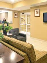 Hotel Candlewood Suites South Bend Airport photo 2