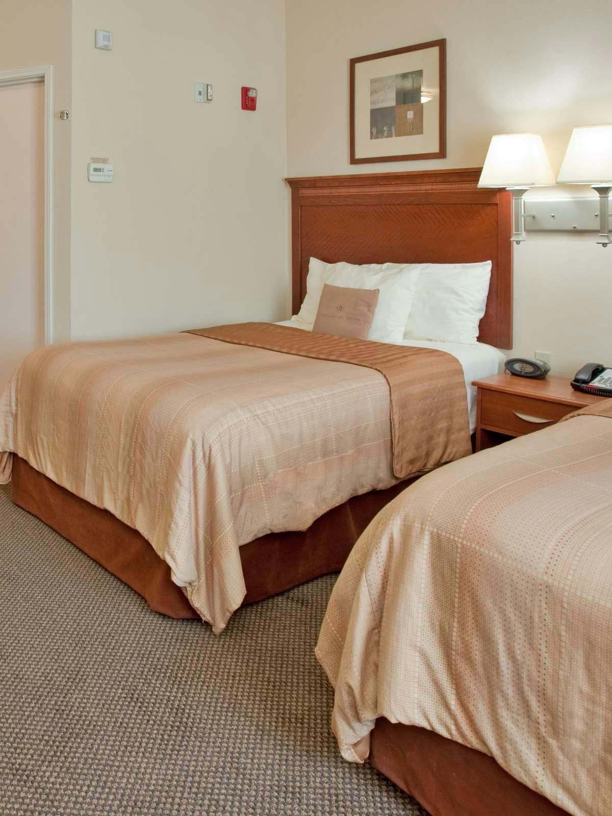 Hotel Candlewood Suites Springfield photo 1