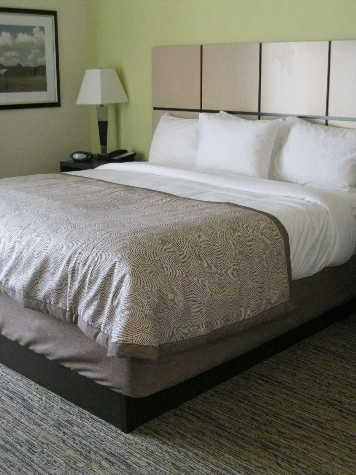 Hotel Candlewood Suites Sioux Falls photo 1