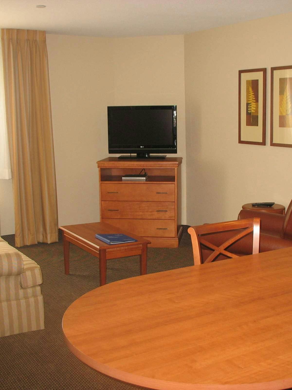 Hotel Candlewood Suites Savannah Airport photo 2