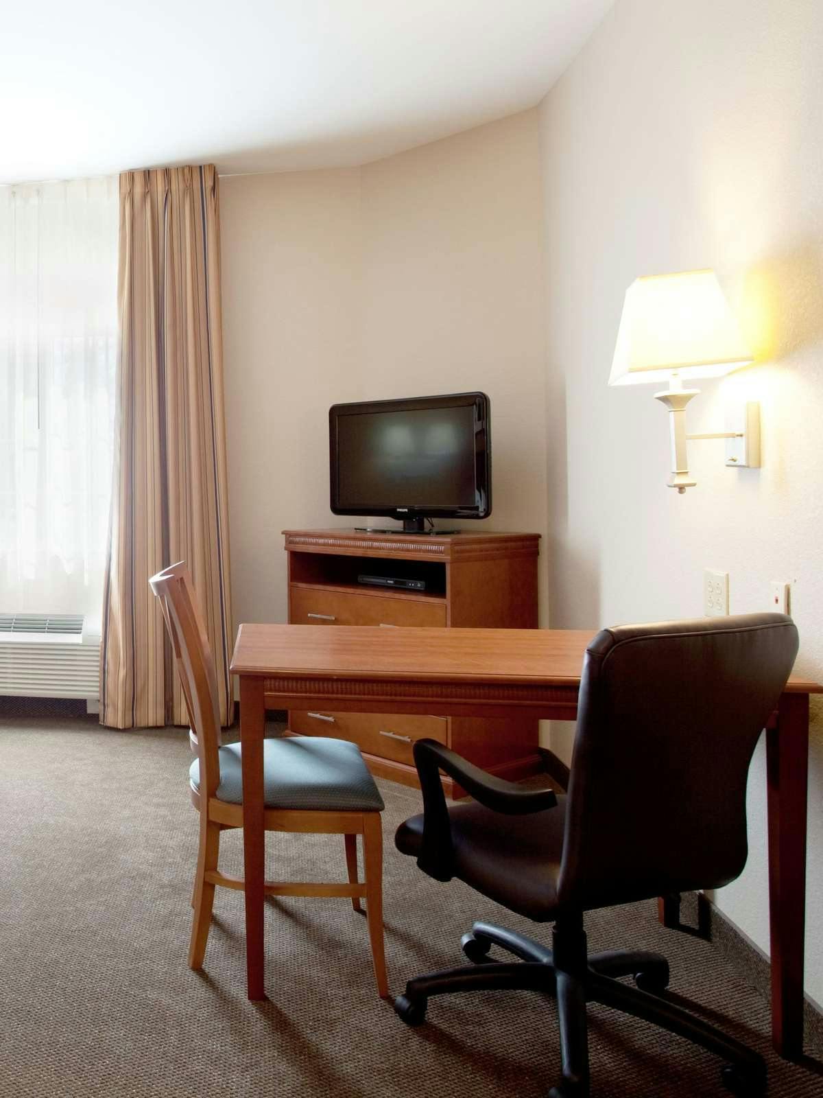 Hotel Candlewood Suites Slidell Northshore photo 2