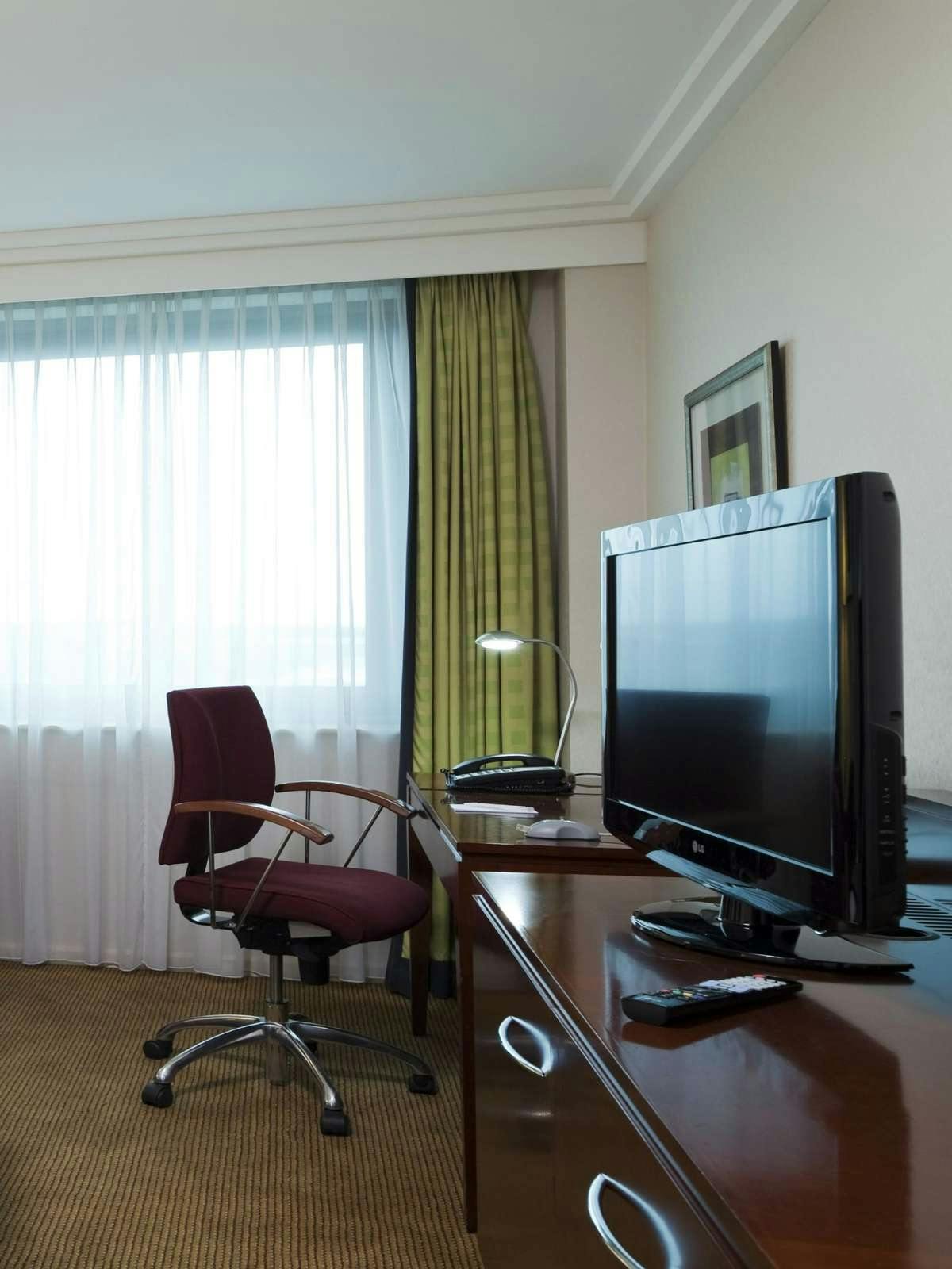 Hotel Crowne Plaza Birmingham NEC photo 4