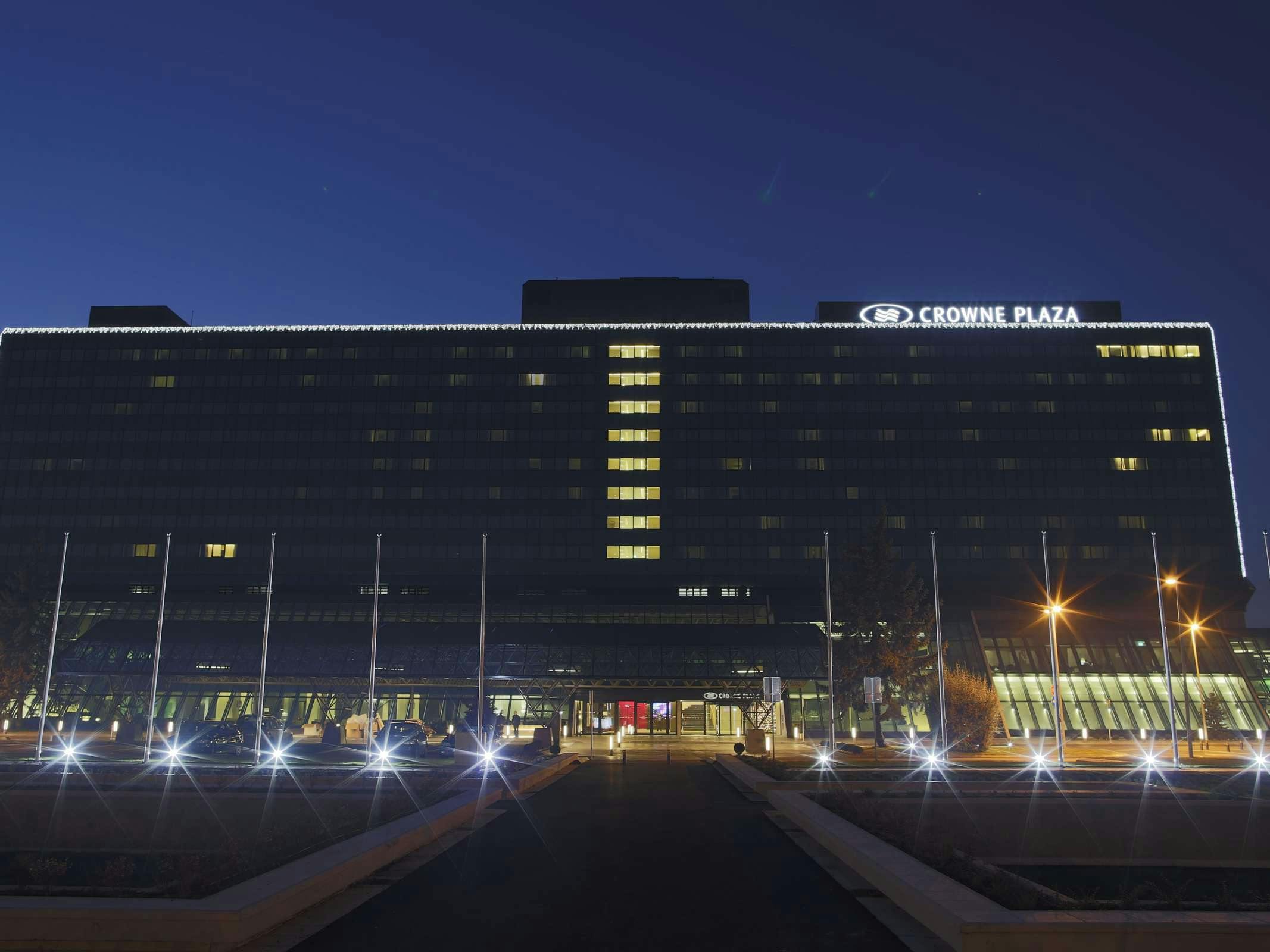 CROWNE PLAZA BELGRADE visual data 3